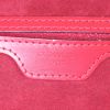 Mochila Louis Vuitton Mabillon en cuero Epi rojo - Detail D3 thumbnail