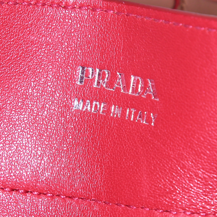 Prada Double handbag in brown leather - Detail D3