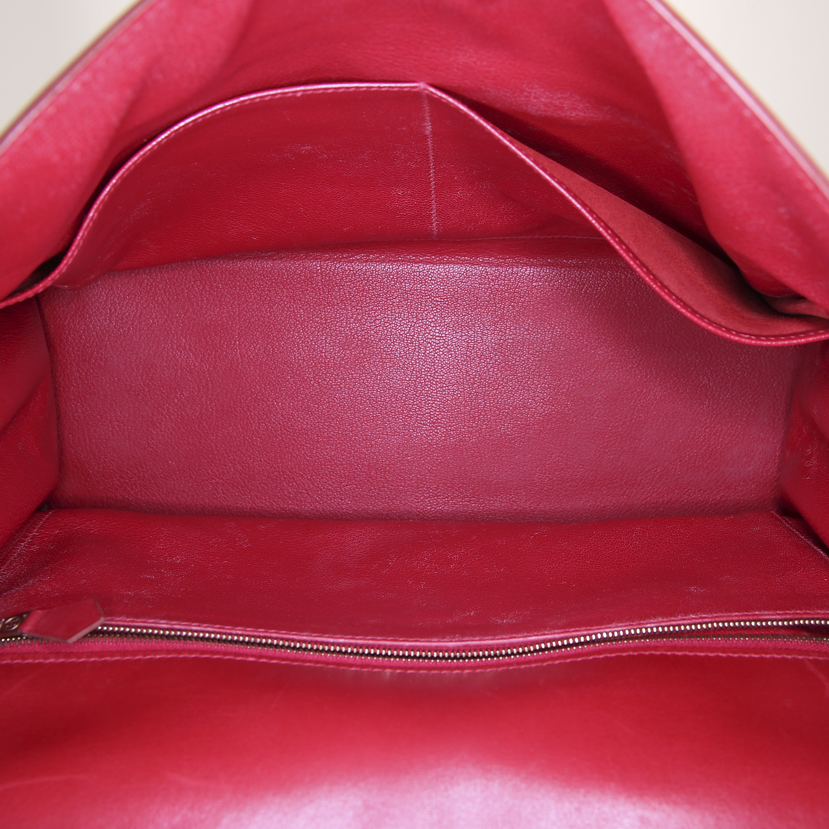 Hermes Kelly 35 cm handbag in red box leather - Detail D3