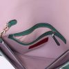 Pochette Valentino Garavani in pelle verde con decoro di borchie - Detail D2 thumbnail