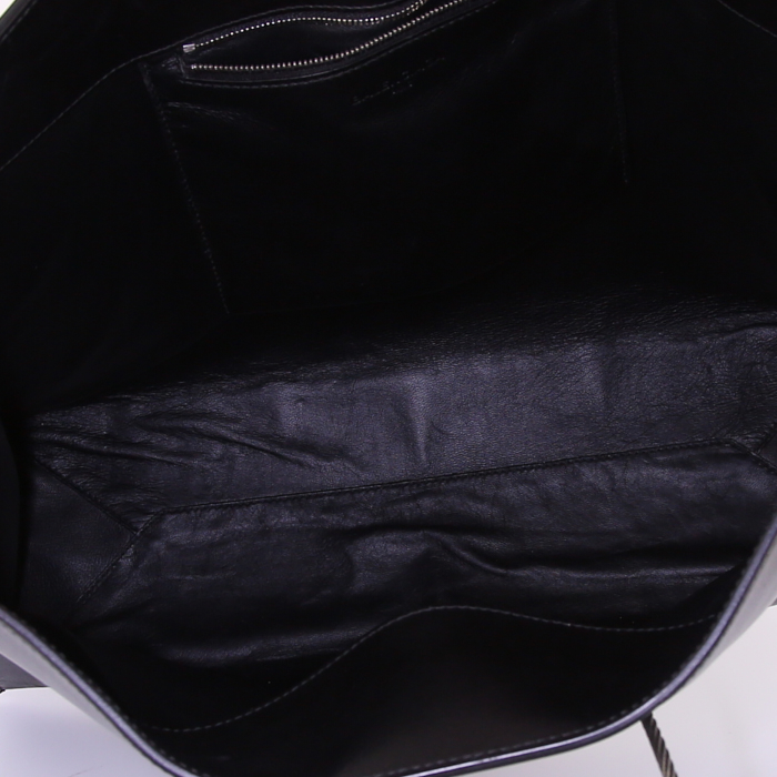 Balenciaga shopping bag in black leather - Detail D2