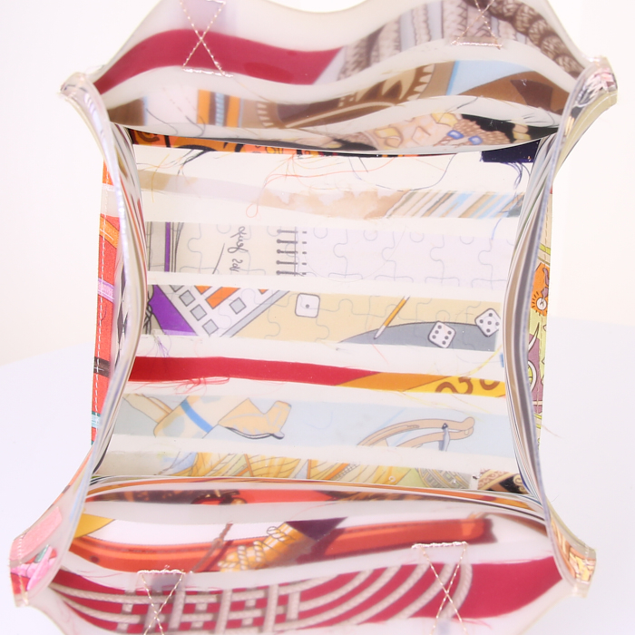 Sac cabas Hermes en plastique tricolore bleu orange et vert et soie - Detail D2