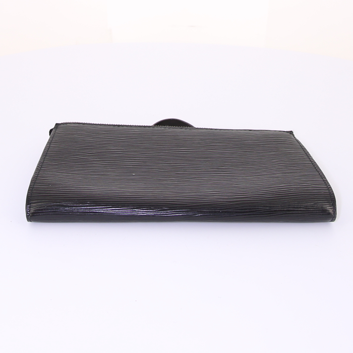 Pochette Louis Vuitton Pochette accessoires en cuir épi noir - Detail D4