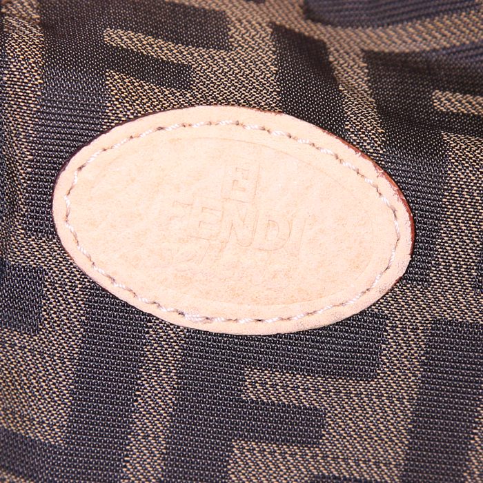 Sac bandoulière Fendi Selleria en cuir jaune - Detail D3