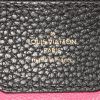 Louis Vuitton Capucines large model handbag in black grained leather - Detail D3 thumbnail