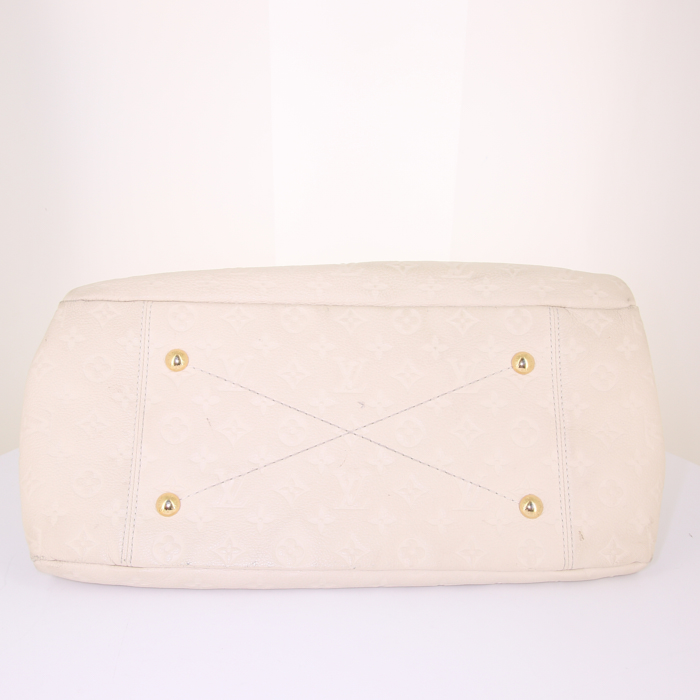 Borsa Louis Vuitton Artsy in pelle monogram con stampa color crema - Detail D4