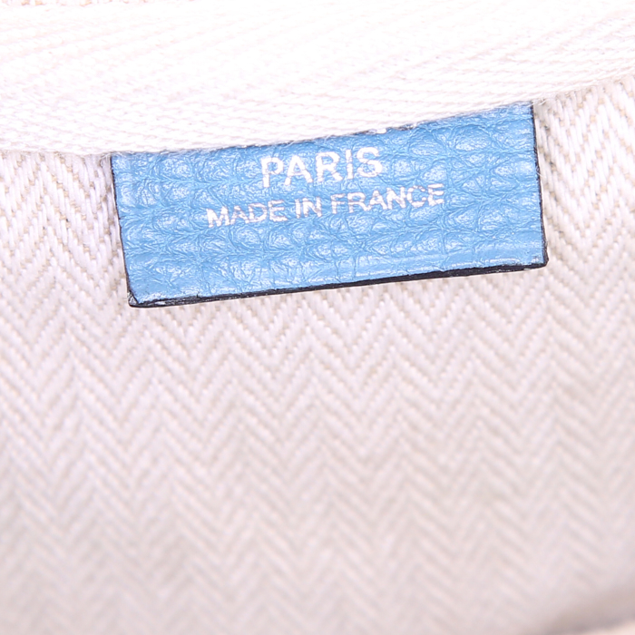 Hermes Victoria handbag in blue jean togo leather - Detail D3