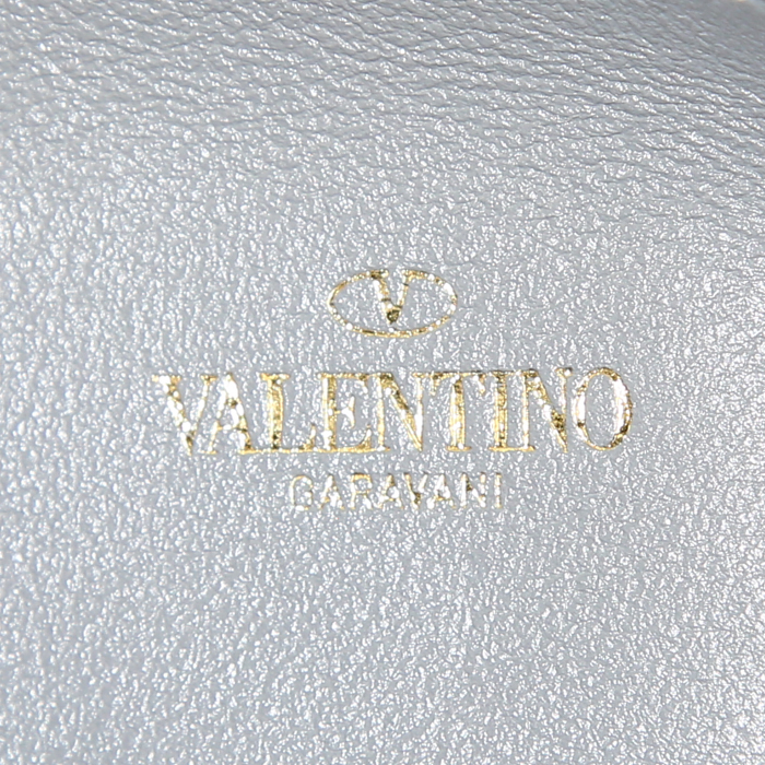 Valentino Garavani Rockstud pouch in grey leather - Detail D3