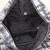 Bolso de mano Chanel en lona negra, blanca y gris - Detail D3 thumbnail