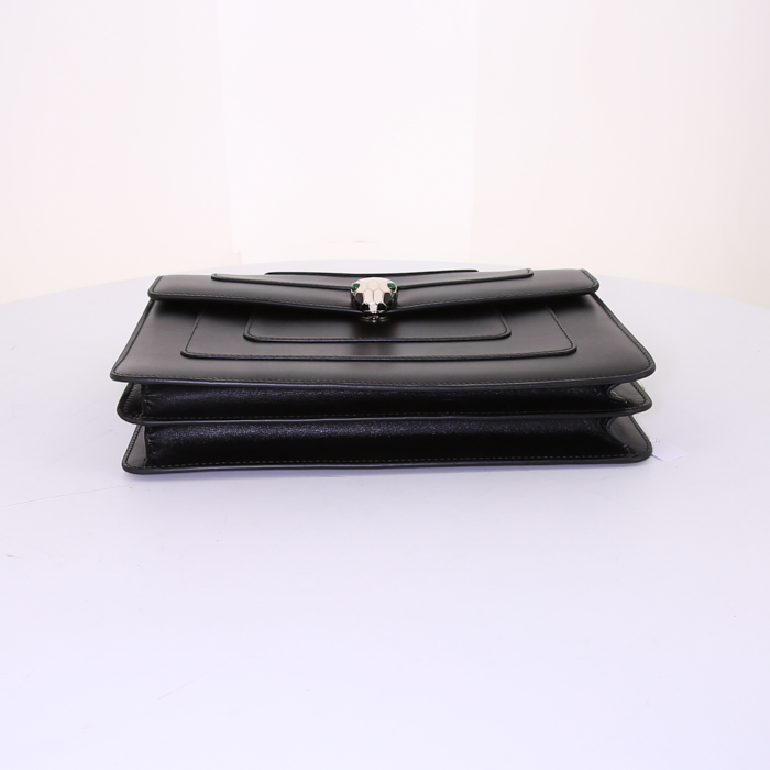 Bulgari handbag in black leather - Detail D5