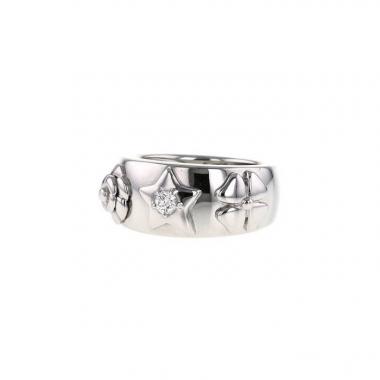 Anello Chanel 3 symboles in oro bianco e diamanti Anello Chanel 3 symboles in oro bianco e diamanti