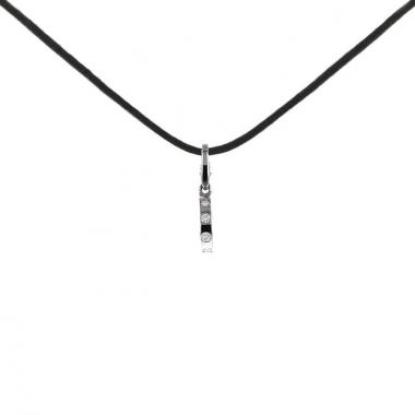 Colgante Cartier Love en oro blanco y diamantes