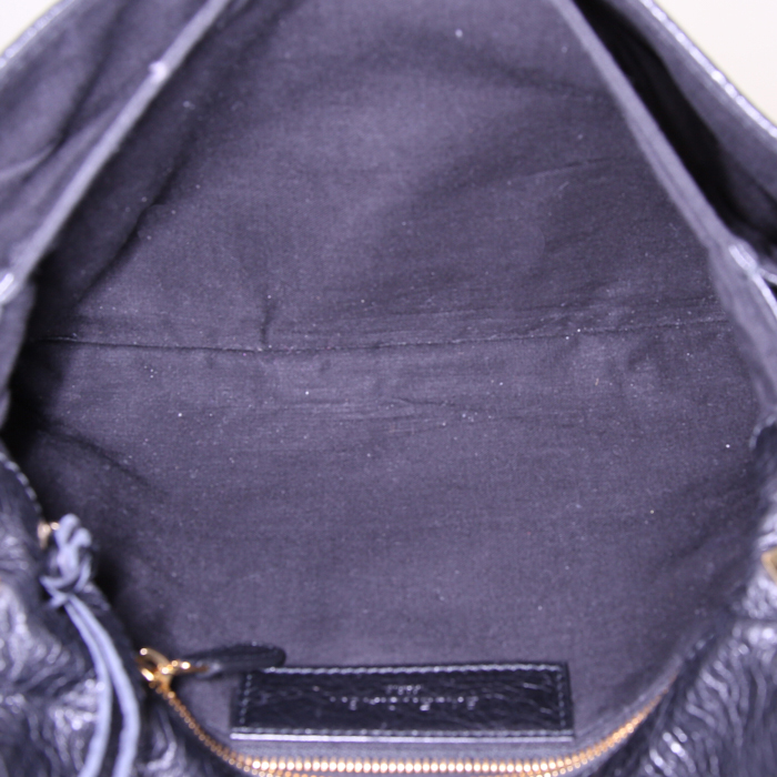 Borsa a tracolla Balenciaga Enveloppe in pelle nera - Detail D2