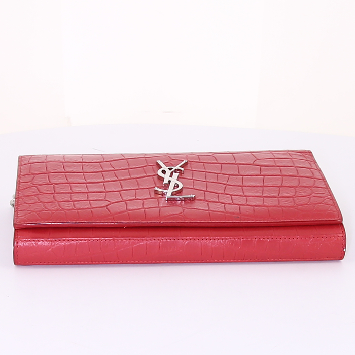Sac bandoulière Saint Laurent Wallet on Chain en cuir rouge - Detail D5
