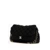 Bolso de mano Chanel On The Road en jersey acolchado negro - 00pp thumbnail