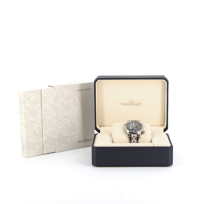 Jaeger-LeCoultre Master Control Memovox watch in stainless steel Ref:  146.8.97 Circa  2000 - Detail D2
