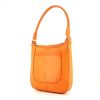 Bolso para llevar al hombro o en la mano Louis Vuitton Salabha en cuero Epi naranja - 00pp thumbnail