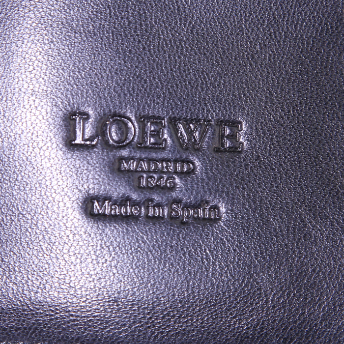 Loewe shopping bag in black leather - Detail D3