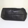 Loewe shopping bag in black leather - Detail D4 thumbnail