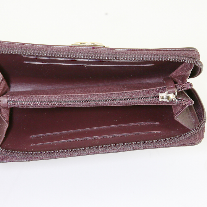 Chanel Boy wallet in plum quilted leather - Detail D2