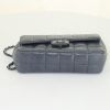 Chanel Choco bar shoulder bag in grey blue quilted leather - Detail D4 thumbnail