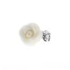 Bague Dior Pré Catelan en corail blanc,  or blanc et diamants - 00pp thumbnail