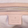 Bolso de mano Gucci Bamboo en cuero beige - Detail D4 thumbnail