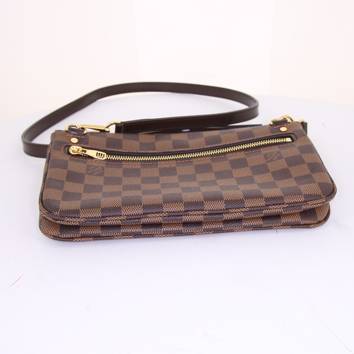 Sac bandoulière Louis Vuitton Hoxton en toile damier marron et cuir marron - Detail D4