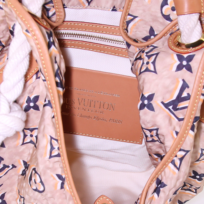 Sac porté épaule ou main Louis Vuitton Bulles en toile monogram beige et bleu-marine, cuir naturel - Detail D2