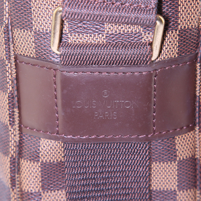 Sac bandoulière Louis Vuitton Broadway en toile damier enduite marron et cuir marron - Detail D3