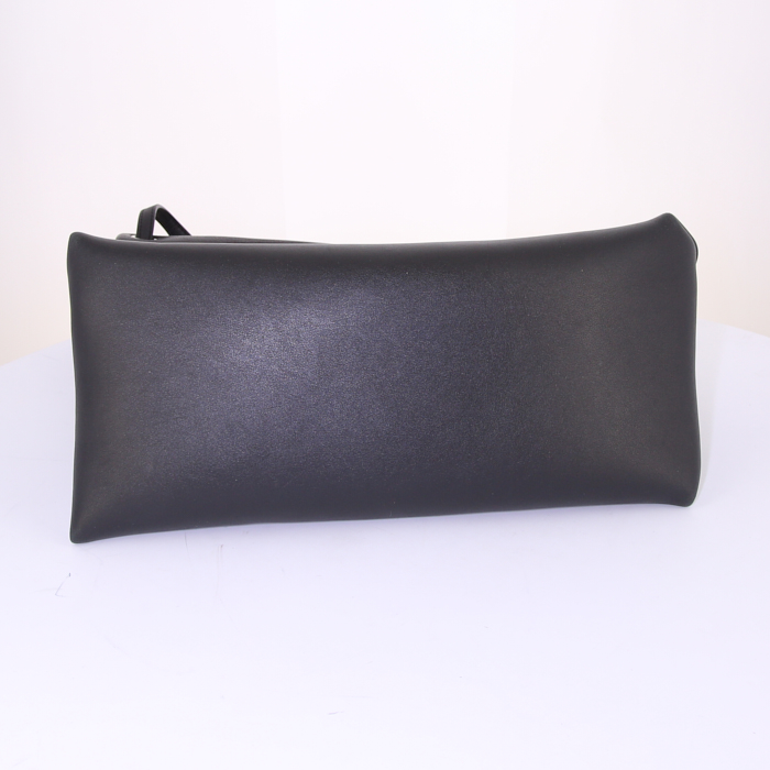 Celine All Soft handbag in black leather - Detail D4