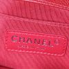 Chanel Boy small model shoulder bag in red quilted grained leather - Detail D4 thumbnail