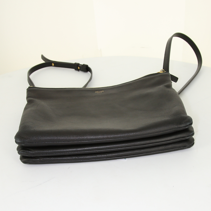 Bolso bandolera Celine Trio modelo grande en cuero negro - Detail D5
