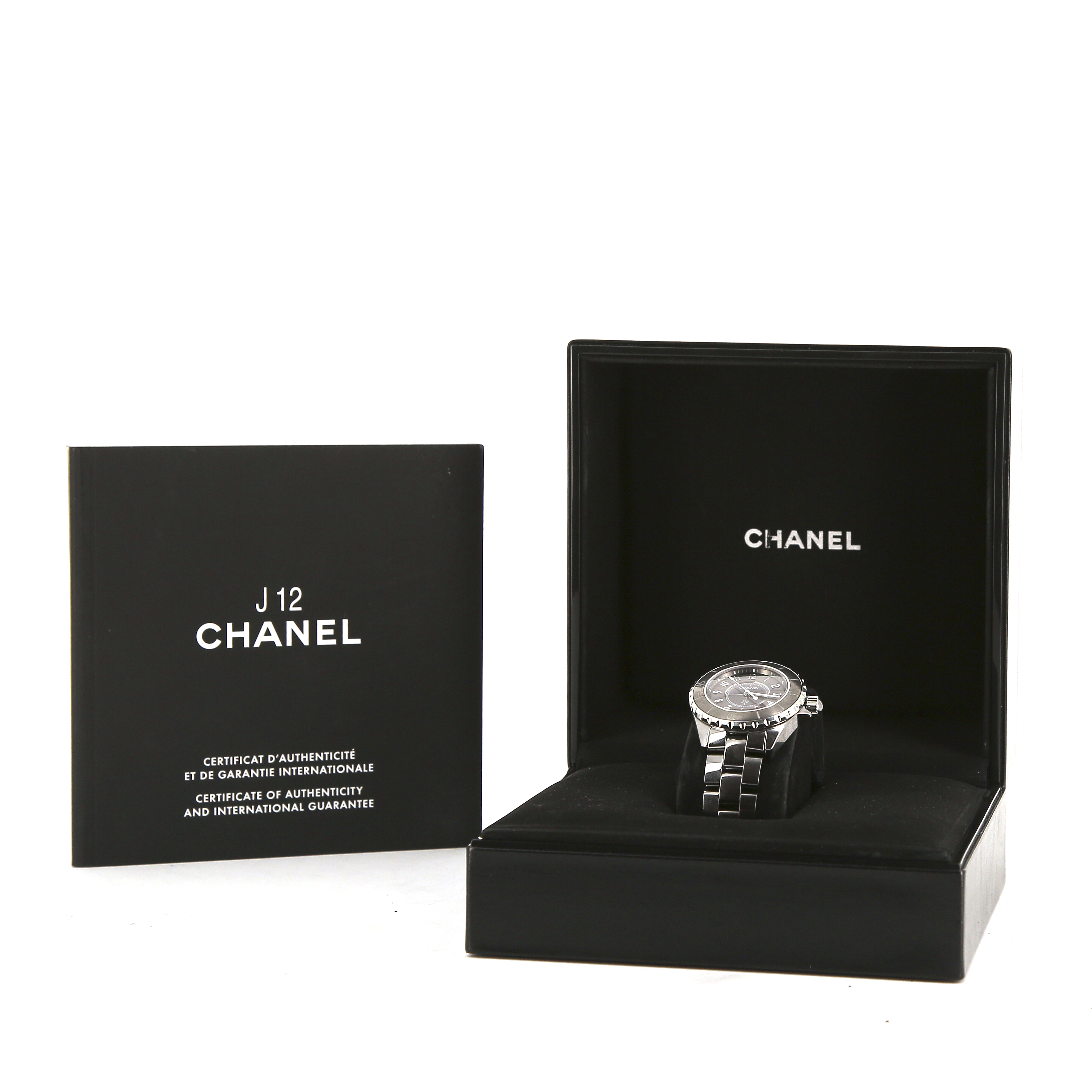 Chanel J12 watch in titanium ceramic - Detail D2