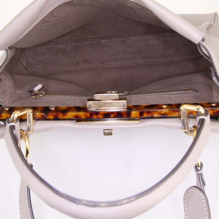 Borsa Fendi Peekaboo modello medio in pelle beige - Detail D3