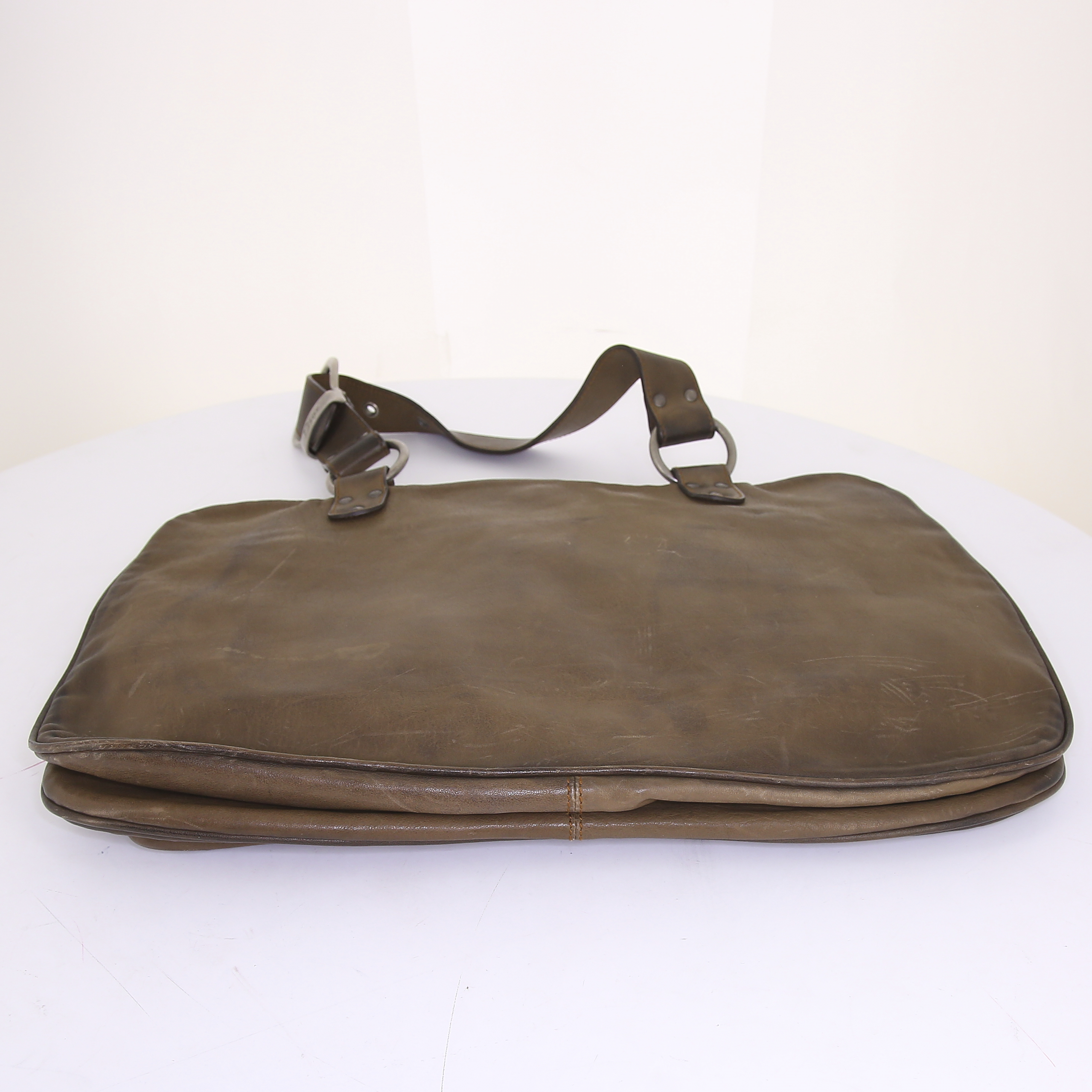 Sac porté épaule ou main Dior Gaucho en cuir marron et jonc marron-caramel - Detail D4