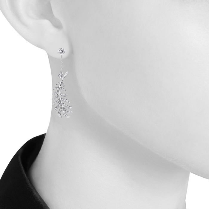 Chanel Plume de Chanel pendants earrings in white gold and diamonds