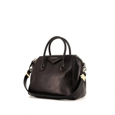 Borsa Givenchy Antigona modello piccolo in pelle nera