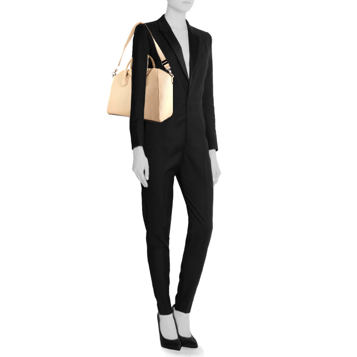 Sac porté épaule ou main Givenchy Antigona grand modèle en cuir grainé beige - Detail D2