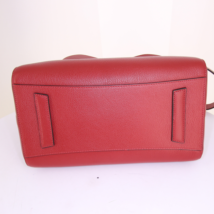 Borsa Givenchy Antigona modello medio in pelle rossa - Detail D5