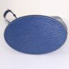 Louis Vuitton Cluny handbag in blue epi leather - Detail D4 thumbnail