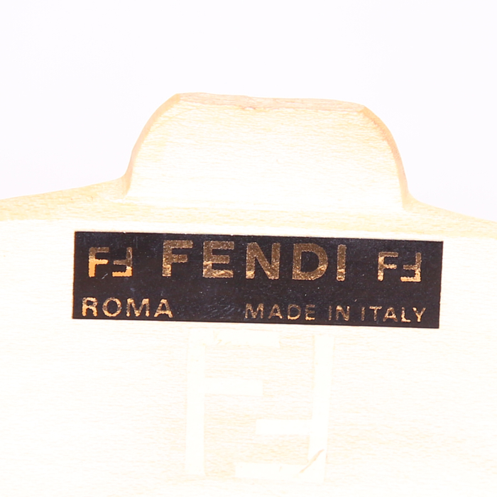 Minaudière Fendi en bois beige - Detail D3
