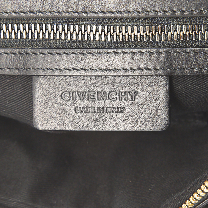 Sac bandoulière Givenchy Nightingale en cuir tressé noir - Detail D4