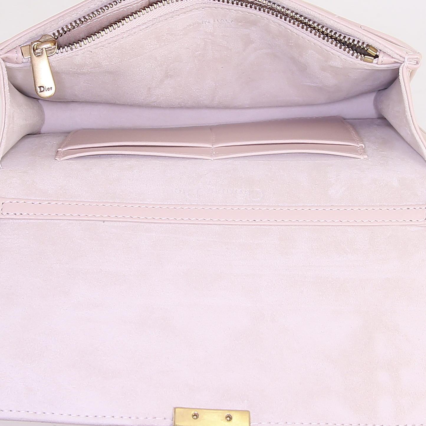 Dior Dioraddict shoulder bag in varnished pink leather - Detail D2