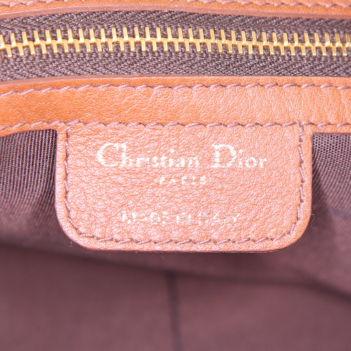 Sac cabas Dior 61 en cuir marron - Detail D3