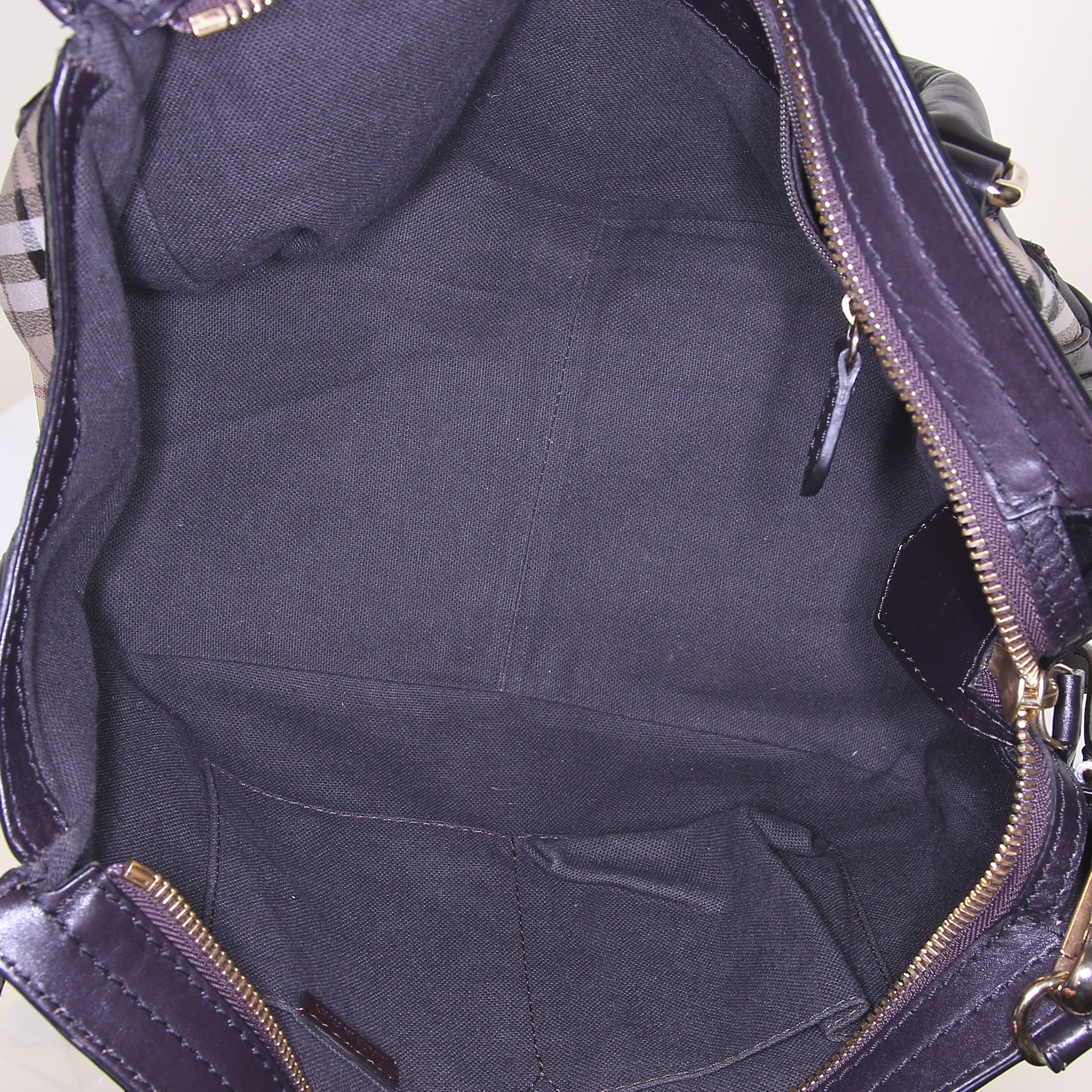 Bolso bandolera Burberry Ellers en lona Haymarket beige y cuero marrón - Detail D3