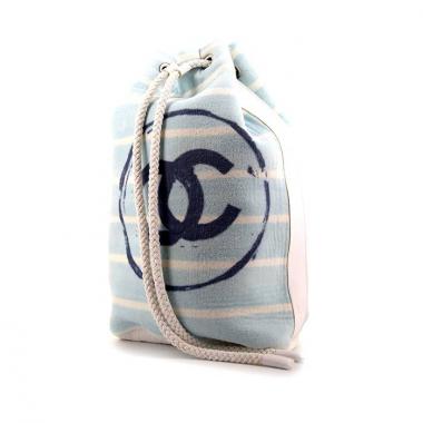 Bolso para llevar al hombro Chanel Sac à dos en lona blanca y azul