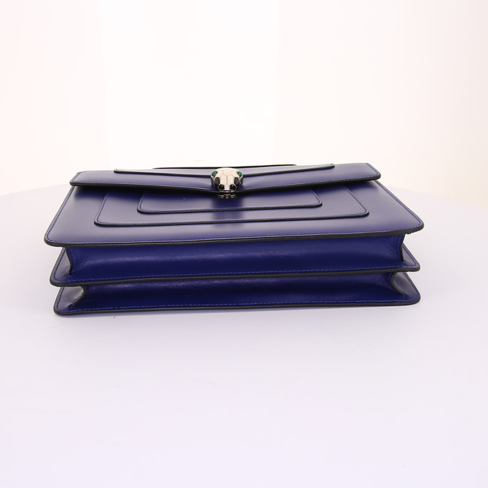 Bulgari handbag in blue leather - Detail D5