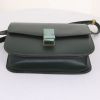 Celine Classic Box shoulder bag in green box leather - Detail D4 thumbnail
