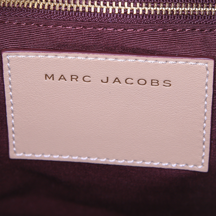 Marc Jacobs handbag in beige leather - Detail D4